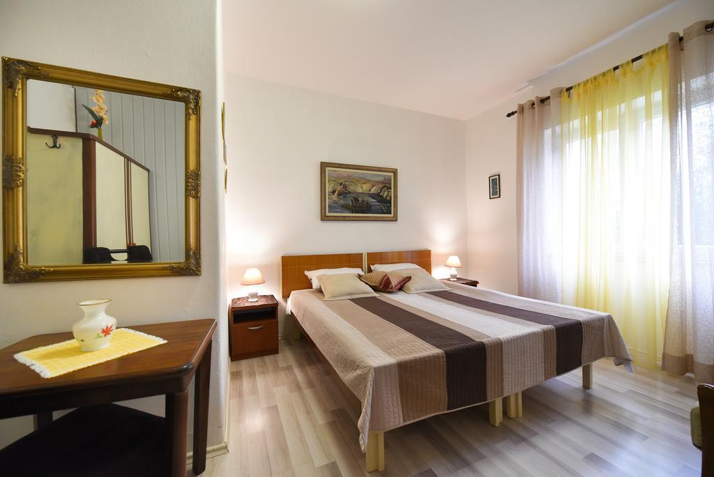 Apartments Dado Zadar Buitenkant foto