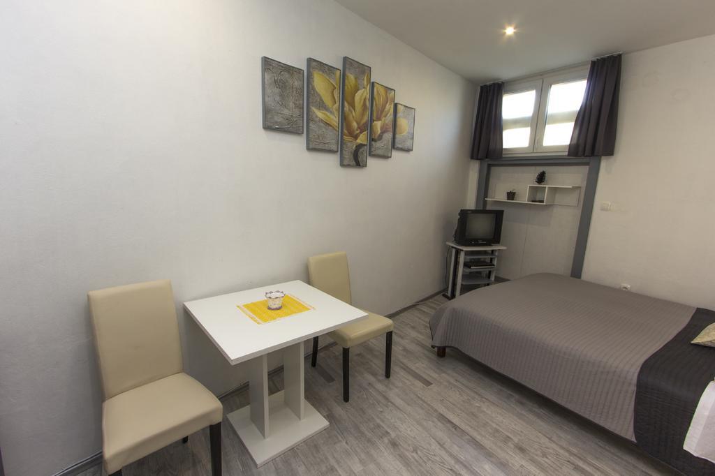 Apartments Dado Zadar Buitenkant foto